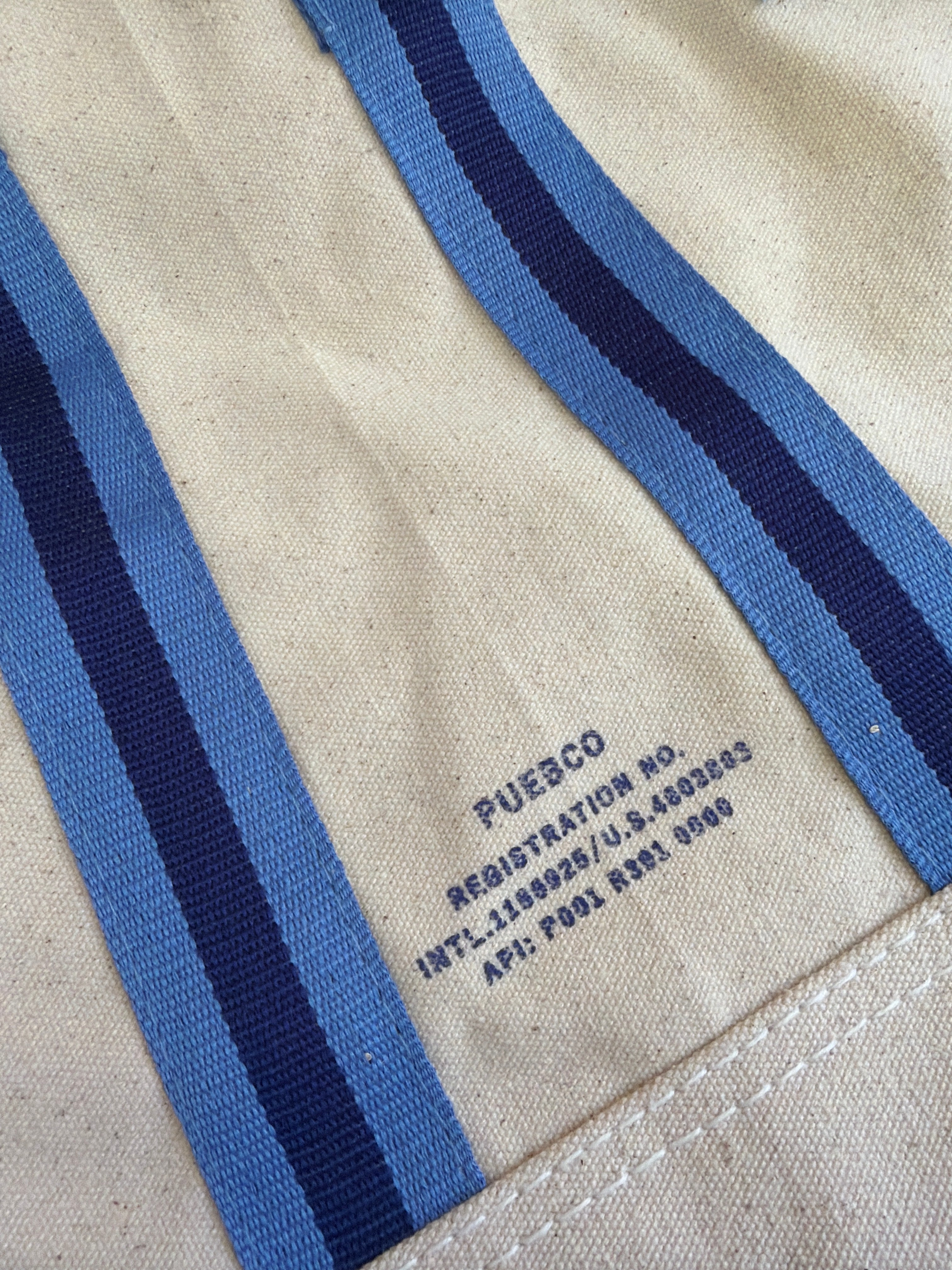 Borsa College Tote Bag Library - Puebco