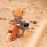 Alexis l'orso su una Vespa - Egmont Toys