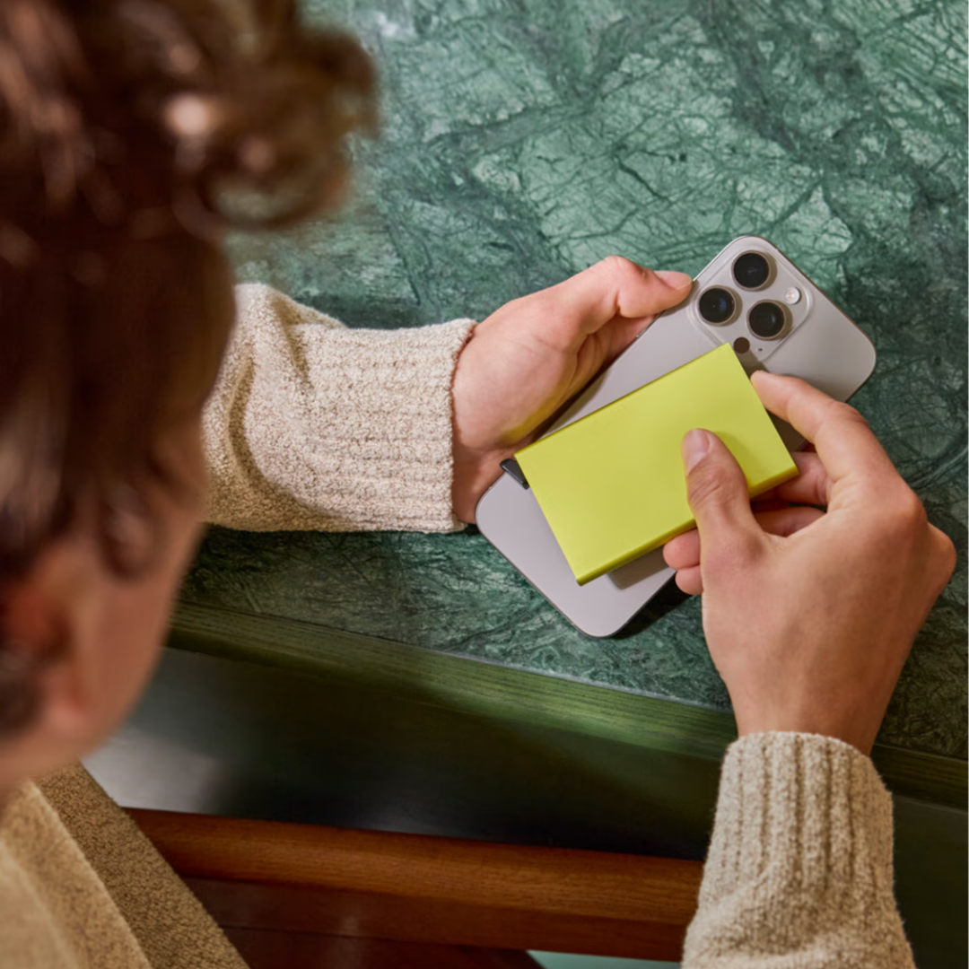 Card Protector MagSafe Lime - Secrid