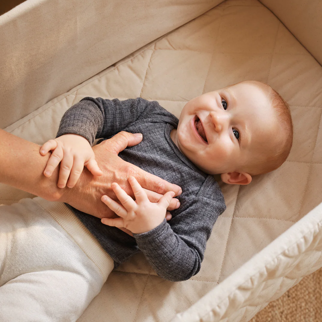 Set Culla rettangolare Moonboon con supporto treppiede . Motore connect